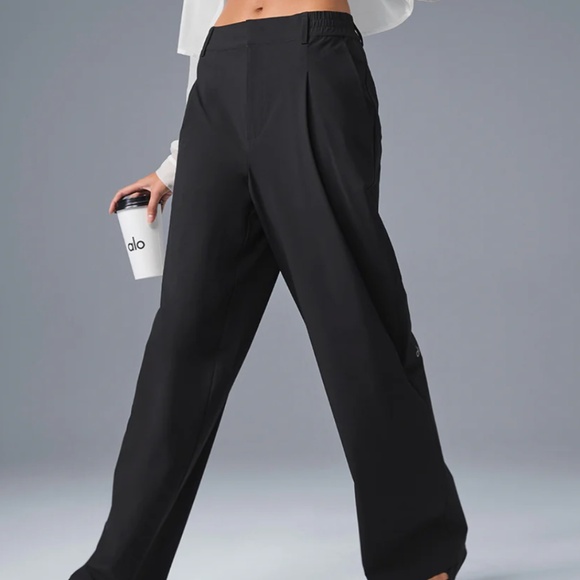 ALO Yoga Pants - Alo High-Waist Pursuit Trouser Size L